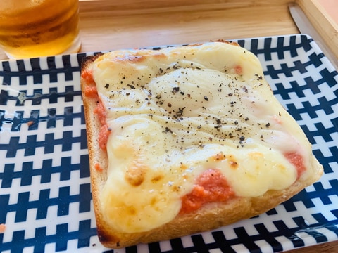 カフェ風ランチ♪明太マヨ卵のせトースト!